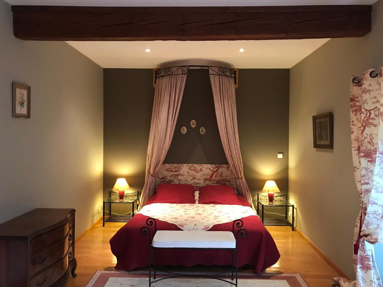 Bed and Breakfast Domaine Le Castelet Кастр Екстер'єр фото