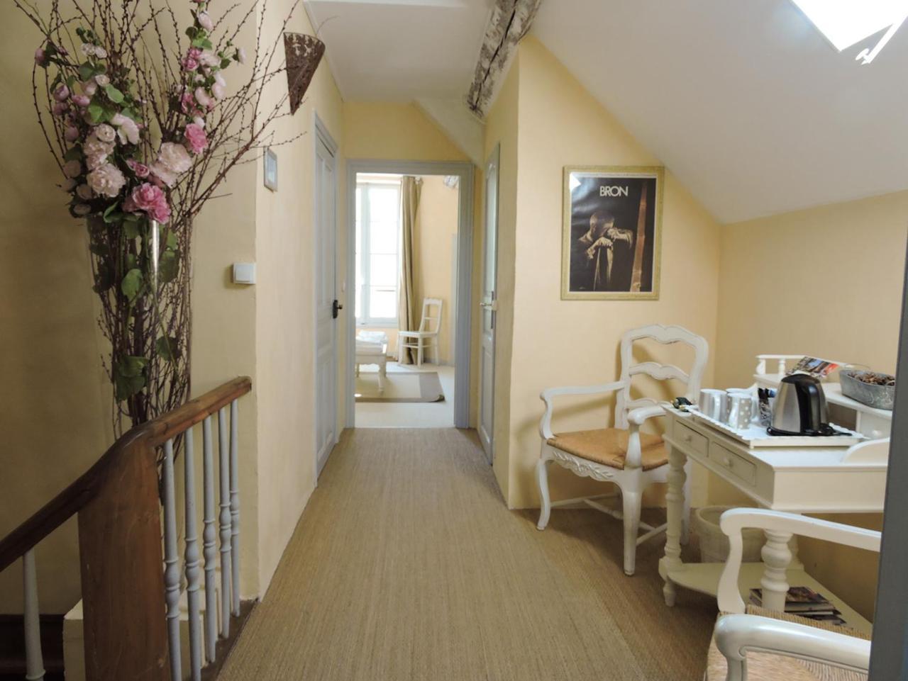 Bed and Breakfast Domaine Le Castelet Кастр Екстер'єр фото