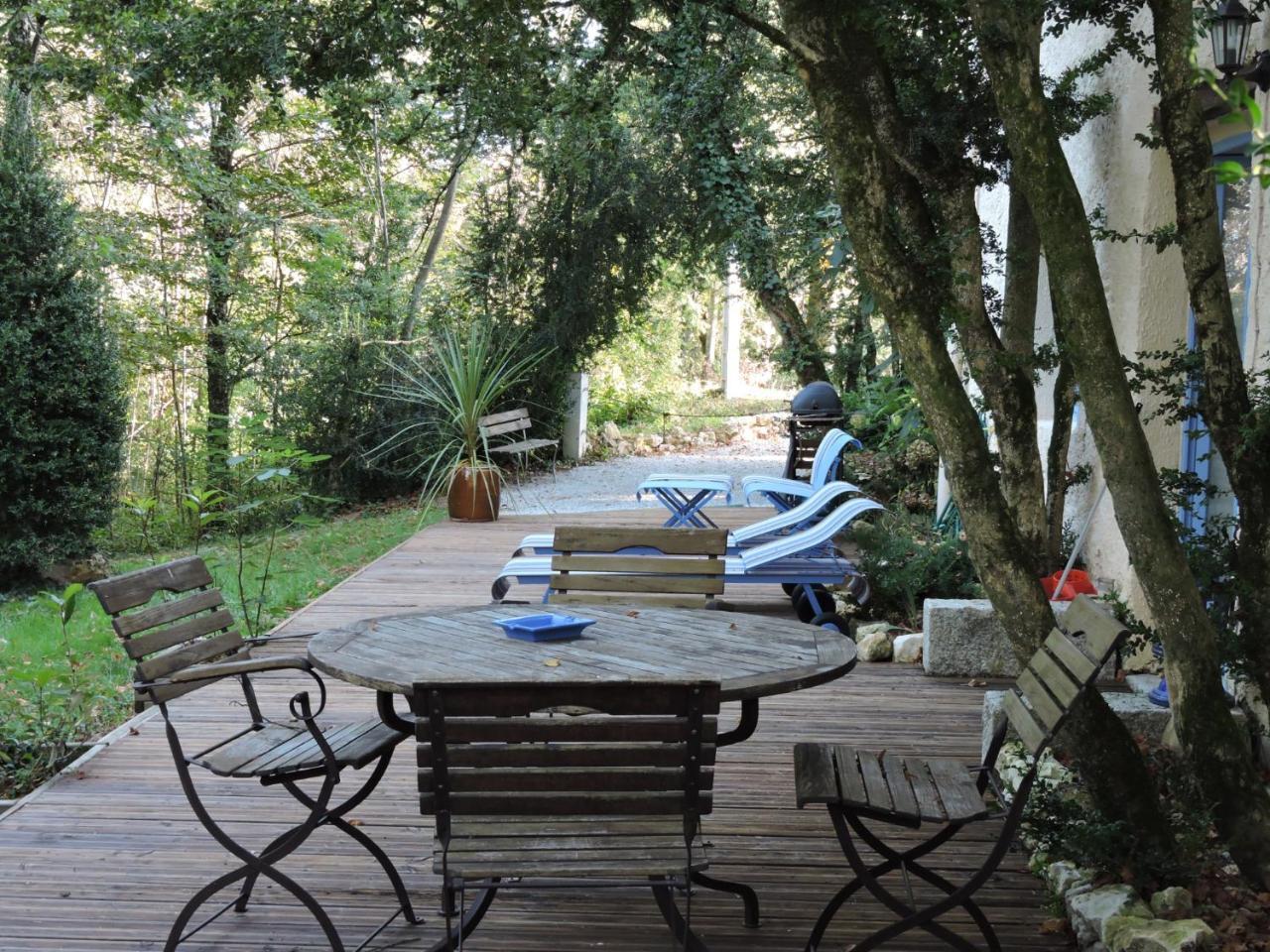 Bed and Breakfast Domaine Le Castelet Кастр Екстер'єр фото